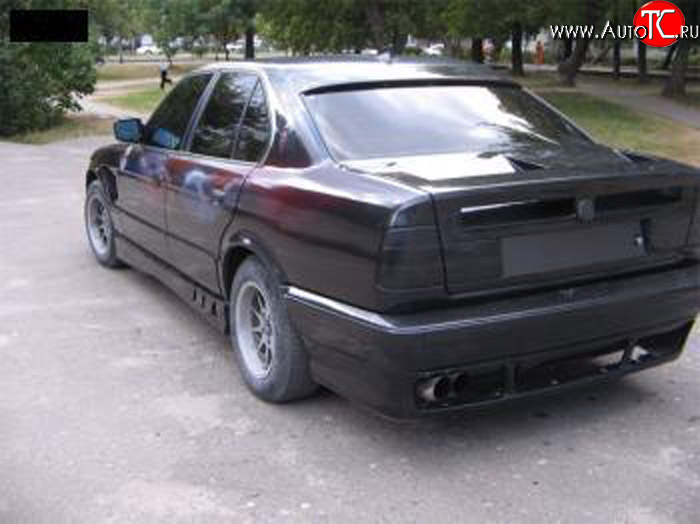 4 999 р. Накладка на задний бампер Rieger BMW 5 серия E34 седан дорестайлинг (1988-1994)  с доставкой в г. Майкоп
