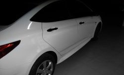 3 599 р. Комплект накладок Sport на пороги автомобиля Hyundai Solaris RBr седан дорестайлинг (2010-2014) (Неокрашенные)  с доставкой в г. Майкоп. Увеличить фотографию 3