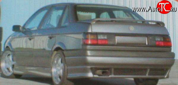4 499 р. Накладка заднего бампера Rieger Volkswagen Passat B3 седан (1988-1993)  с доставкой в г. Майкоп