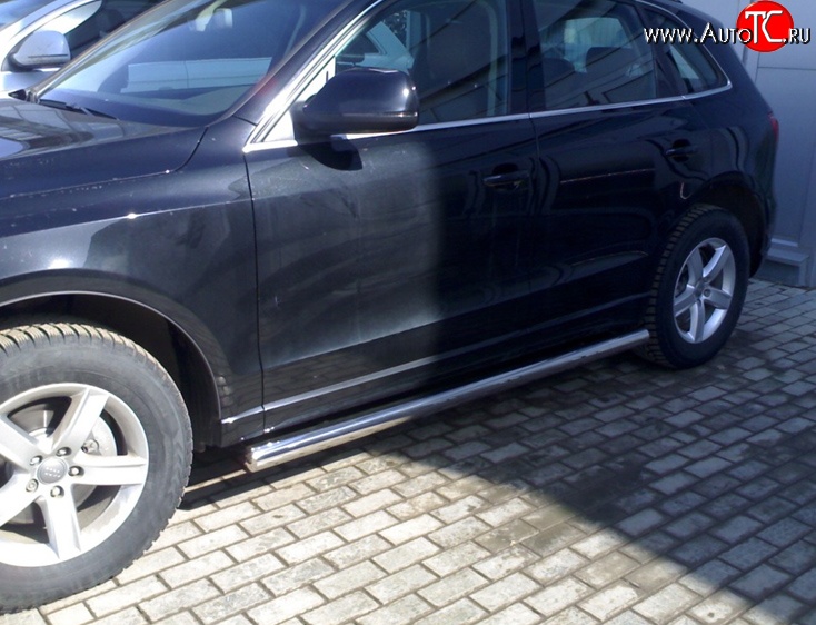 11 899 р. Защита порогов d76 мм Металл Дизайн  Audi Q5  8R (2008-2017) дорестайлинг, рестайлинг (полированная нержавейка)  с доставкой в г. Майкоп