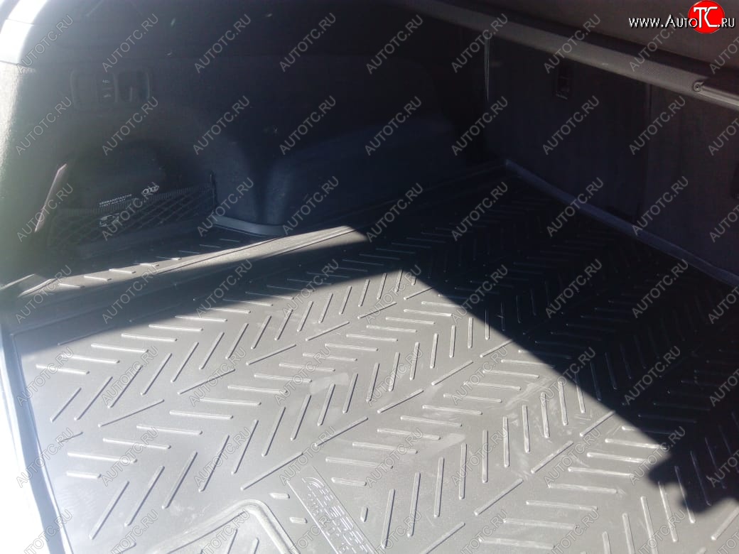 1 869 р. Коврик багажника Aileron (5 мест) Audi Q7 4M дорестайлинг (2015-2020)  с доставкой в г. Майкоп