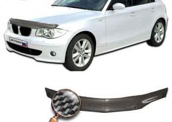 2 479 р. Дефлектор капота CA-Plastiс  BMW 1 серия ( E87,  E82,  E81) (2004-2012) хэтчбэк 5 дв. дорестайлинг, купе 1-ый рестайлинг, хэтчбэк 3 дв. рестайлинг, хэтчбэк 5 дв. рестайлинг (серия Шелкография карбон-серебро)  с доставкой в г. Майкоп. Увеличить фотографию 2