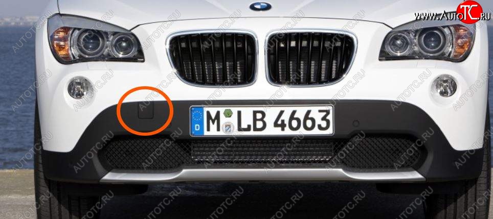 539 р. Заглушка в передний бампер SAT (под крюк, дорестайлинг) BMW X1 E84 (2009-2015) (Неокрашенная)  с доставкой в г. Майкоп