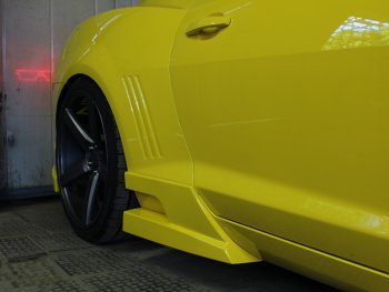 27 499 р. Пороги накладки MV Tuning. Chevrolet Camaro дорестайлинг (2008-2014) (Неокрашенные)  с доставкой в г. Майкоп. Увеличить фотографию 2