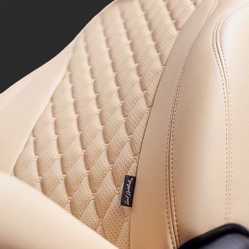 Чехлы для сидений Lord Autofashion Байрон (экокожа, спинка 60/40, 2 П- и 1 Г-образных подголовника) Chevrolet Cruze J305 хэтчбек рестайлинг (2012-2015) (Бежевый, вставка бежевая, строчка бежевая)