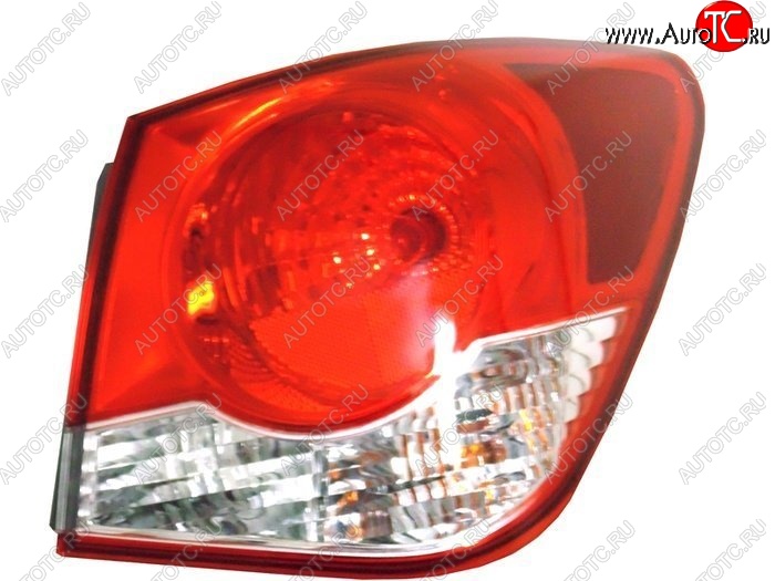 2 199 р. Правый внешний фонарь SAT Chevrolet Cruze J300 седан дорестайлинг (2009-2012)  с доставкой в г. Майкоп