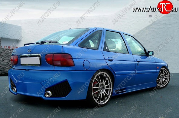 28 999 р. Задний бампер Golardo Ford Escort ANL 1-ый рестайлинг универсал (1992-1994)  с доставкой в г. Майкоп
