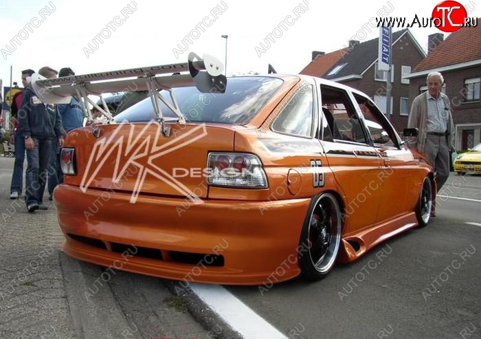 28 999 р. Задний бампер WK Ford Escort ANL 1-ый рестайлинг универсал (1992-1994)  с доставкой в г. Майкоп