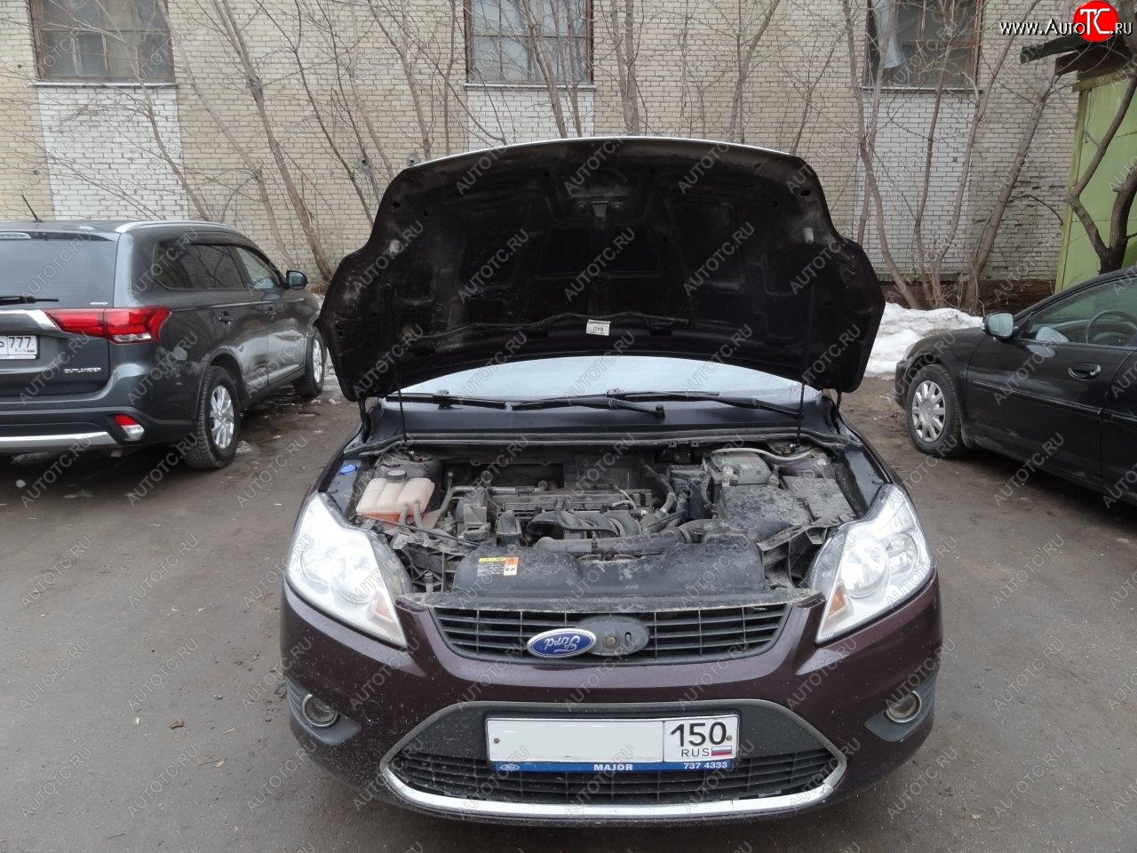 2 049 р. Упоры капота Russtal Ford Focus 2 универсал рестайлинг (2007-2011)  с доставкой в г. Майкоп