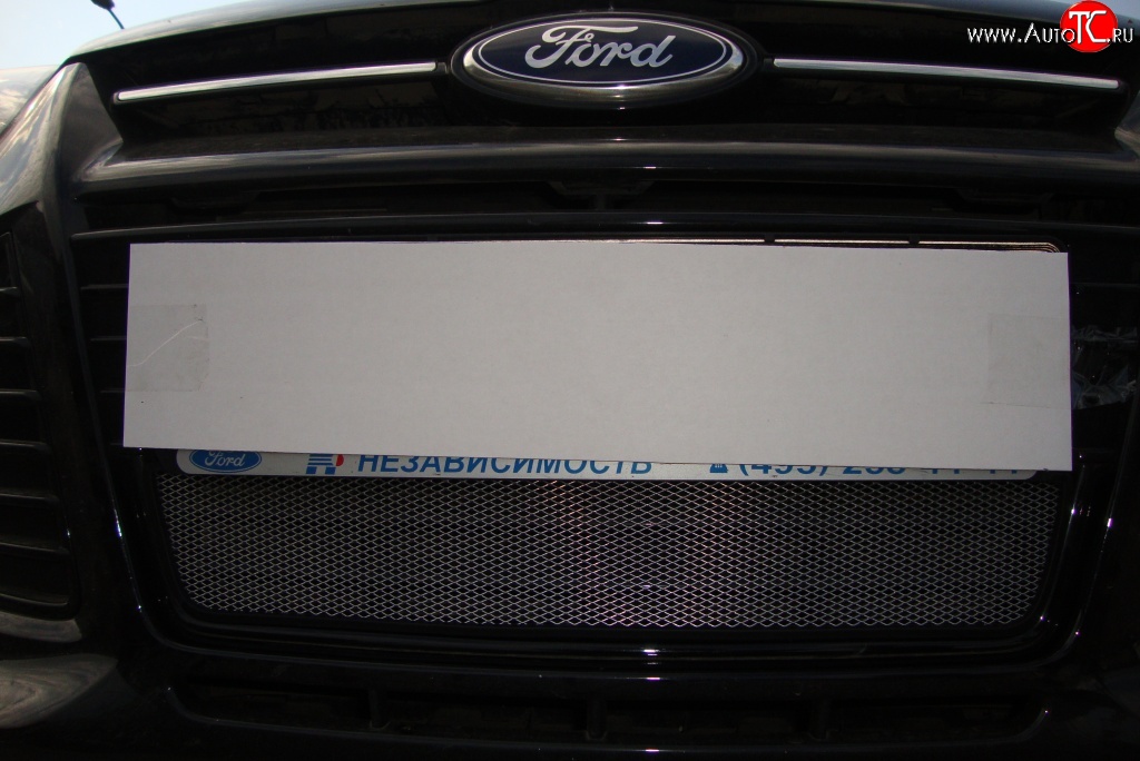 1 279 р. Сетка на бампер Russtal (хром) Ford Focus 3 универсал дорестайлинг (2010-2015)  с доставкой в г. Майкоп
