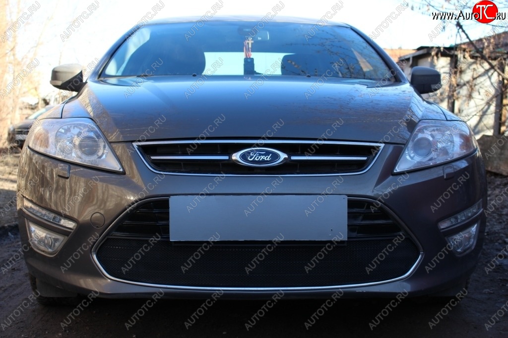 1 469 р. Защитная сетка на бампер Russtal (черная) Ford Mondeo Mk4,BD рестайлинг, седан (2010-2014)  с доставкой в г. Майкоп