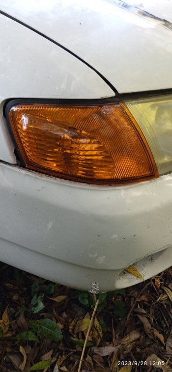 819 р. Правый указатель поворота SAT (жёлтый) Nissan Wingroad 2 Y11 дорестайлинг универсал (1999-2001)  с доставкой в г. Майкоп. Увеличить фотографию 3