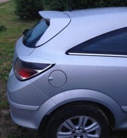 1 299 р. Комплект накладок задних фонарей Global Tuning  Opel Astra  H GTC (2004-2011) хэтчбек 3 дв. дорестайлинг, хэтчбек 3 дв. рестайлинг (Неокрашенные)  с доставкой в г. Майкоп. Увеличить фотографию 4