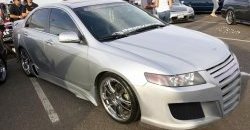 Передний бампер EVO Honda Accord 7 CL седан дорестайлинг (2002-2005)