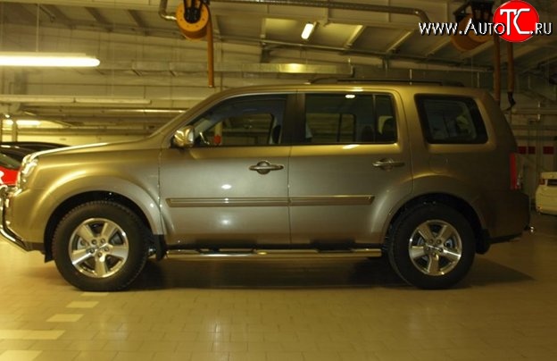 11 799 р. Защита порогов из круглой трубы диаметром 76 мм Металл Дизайн  Honda Pilot  YF4 (2008-2015) дорестайлинг, рестайлинг  с доставкой в г. Майкоп