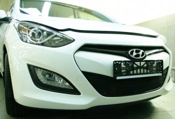 1 599 р. Сетка в воздухозаборник бампера Arbori (15 мм) Hyundai I30 2 GD дорестайлинг, хэтчбэк 5 дв. (2011-2015) (Черная)  с доставкой в г. Майкоп. Увеличить фотографию 2