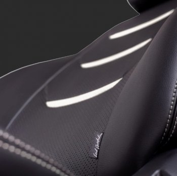 7 399 р. Чехлы для сидений Lord Autofashion Турин 2 (экокожа, спинка 60/40, 3 Г-образных подголовника)  Hyundai Solaris  HCR (2017-2022) седан дорестайлинг, седан рестайлинг (Черный, вставка черная и белая, строчка белая)  с доставкой в г. Майкоп. Увеличить фотографию 2