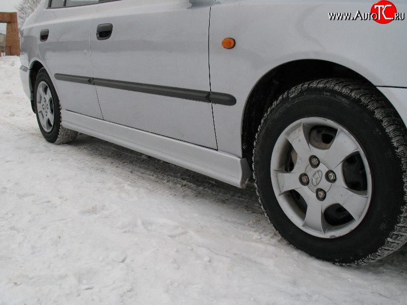 4 099 р. Пороги накладки Style Hyundai Accent 2 LC седан дорестайлинг (ТагАЗ) (1999-2012) (Неокрашенные)  с доставкой в г. Майкоп