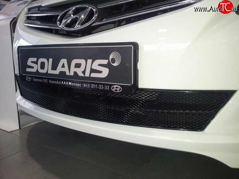 3 099 р. Сетка на бампер Novline Hyundai Solaris RBr седан рестайлинг (2014-2017)  с доставкой в г. Майкоп