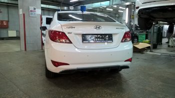 3 899 р. Накладка на задний бампер АвтоКрат Hyundai Solaris RBr седан рестайлинг (2014-2017) (Неокрашенная)  с доставкой в г. Майкоп. Увеличить фотографию 3