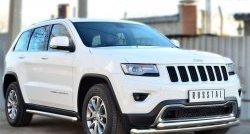 83 999 р. Защита порогов с пластиковыми вставками для ног из круглой трубы диаметром 76 мм Russtal Jeep Grand Cherokee WK2 дорестайлинг (2010-2013) (Защита порогов с со скосами на торцах (вариант 1))  с доставкой в г. Майкоп. Увеличить фотографию 3