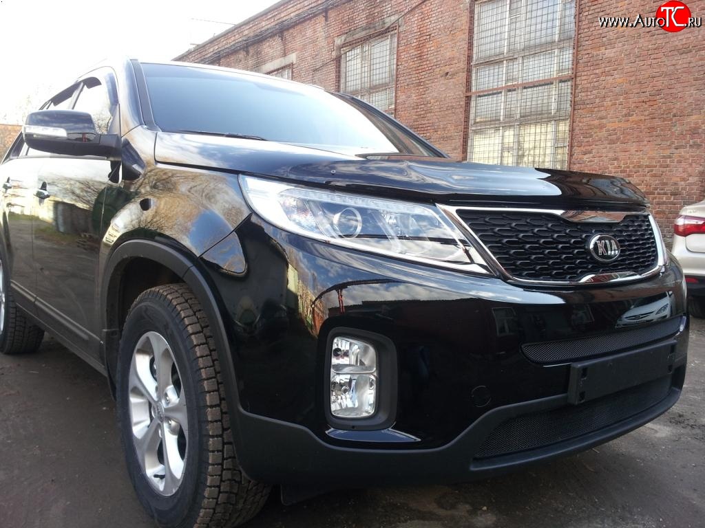 1 299 р. Средняя сетка на бампер Russtal (черная) KIA Sorento XM рестайлинг (2012-2015)  с доставкой в г. Майкоп