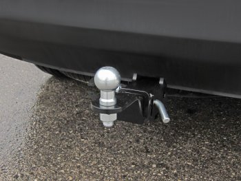 15 299 р. Фаркоп Petroil Tuning (съемный квадрат) KIA Sorento XM рестайлинг (2012-2015)  с доставкой в г. Майкоп. Увеличить фотографию 2