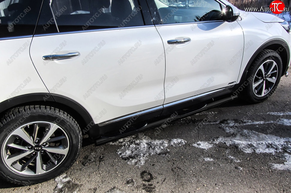 13 549 р. Защита порогов Slitkoff (d76 мм, с проступями)  KIA Sorento  UM/Prime (2018-2020) рестайлинг (Сталь с полимерным покрытием. Цвет: чёрный)  с доставкой в г. Майкоп