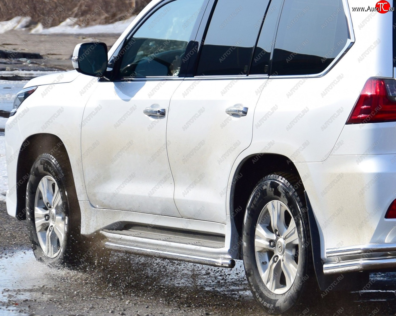 18 689 р. Защита порогов из трубы Ø51 Petroil Tuning Lexus LX450d J200 2-ой рестайлинг (2015-2022) (Нержавеющая полированная сталь)  с доставкой в г. Майкоп