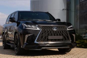 74 999 р. Решетка радиатора HEMMES Lexus LX570 J200 1-ый рестайлинг (2012-2015) (цвет: черный матовый)  с доставкой в г. Майкоп. Увеличить фотографию 3