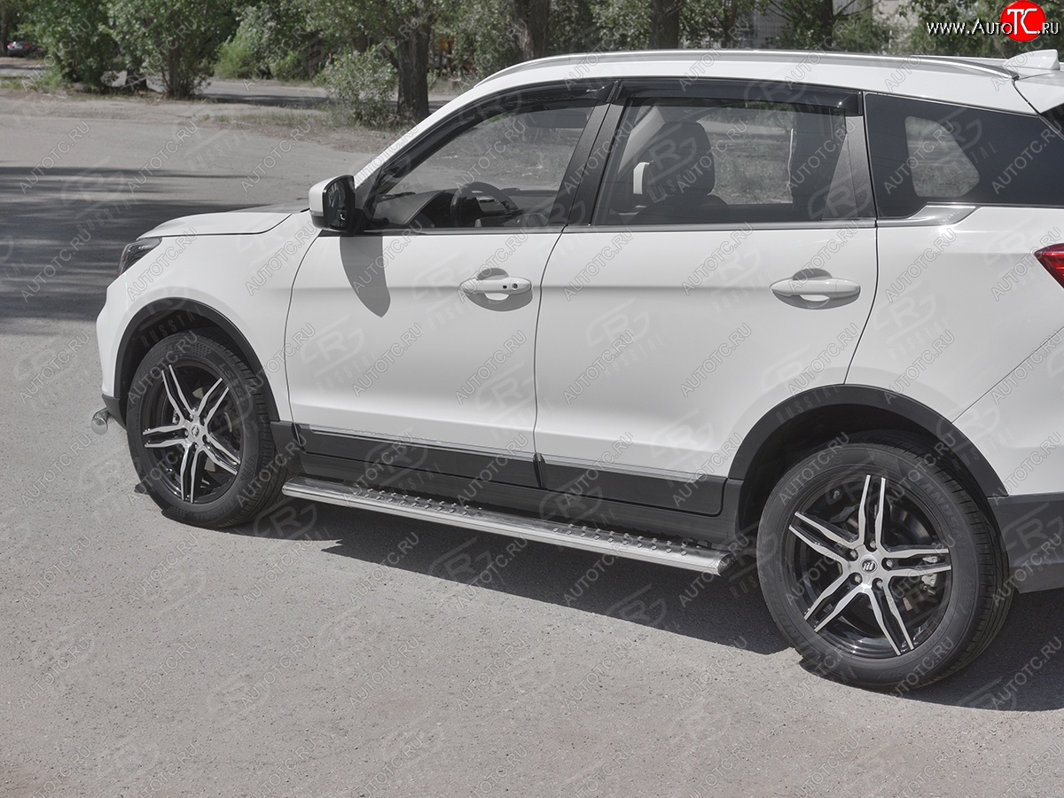 19 399 р. Защита порогов (Ø120x60 мм с проступью, нержавейка) Russtal Lifan X70 (2018-2025)  с доставкой в г. Майкоп