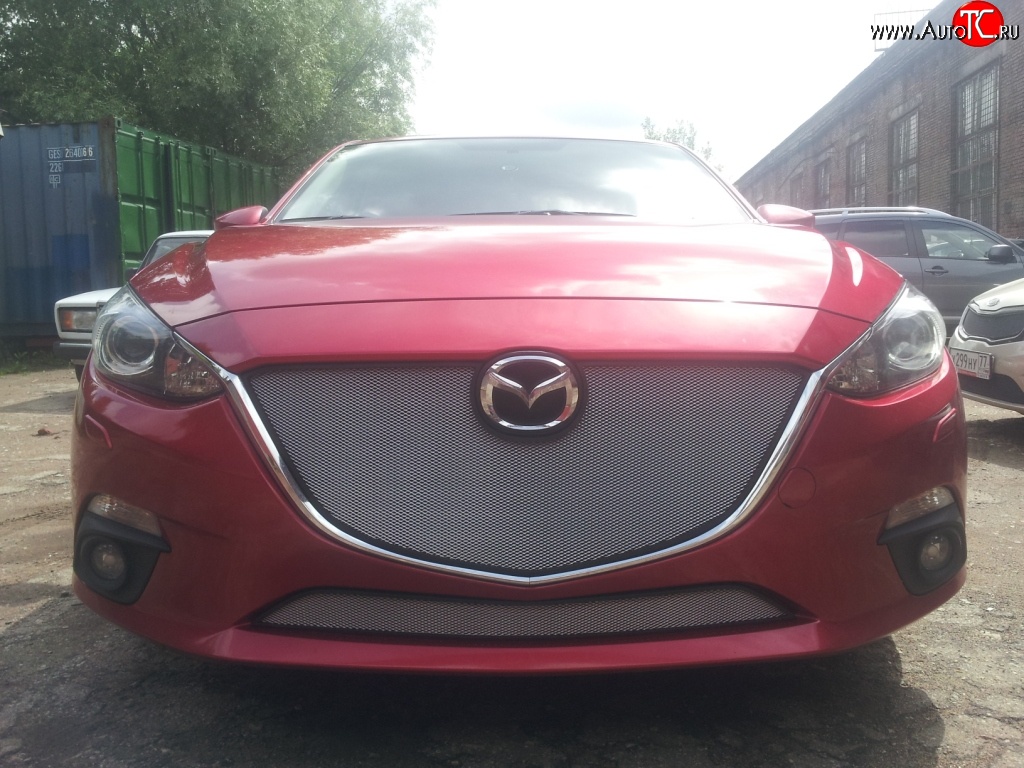 1 539 р. Нижняя сетка на бампер Russtal (хром) Mazda 3/Axela BM дорестайлинг седан (2013-2016)  с доставкой в г. Майкоп