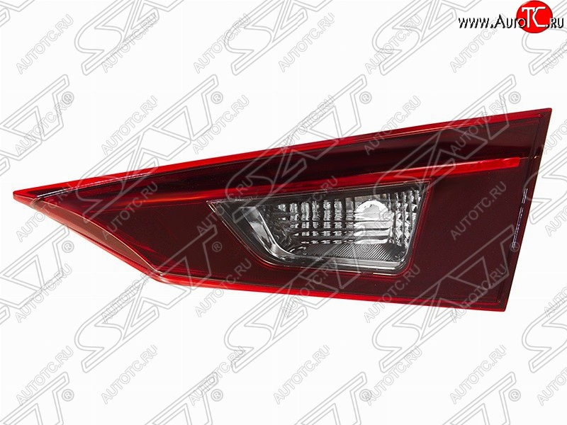 1 739 р. Правый фонарь в крышку багажника SAT Mazda 3/Axela BM дорестайлинг седан (2013-2016) с доставкой в г. Майкоп Увеличить фотографию 1 1 739 р. Правый фонарь в крышку багажника SAT Mazda 3/Axela BM дорестайлинг седан (2013-2016) с доставкой в г. Майкоп