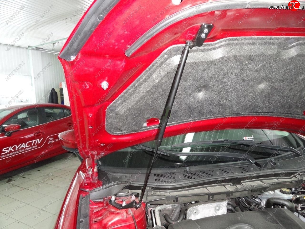 2 049 р. Упоры капота Russtal (1 штука) Mazda CX-5 KE дорестайлинг (2011-2014)  с доставкой в г. Майкоп