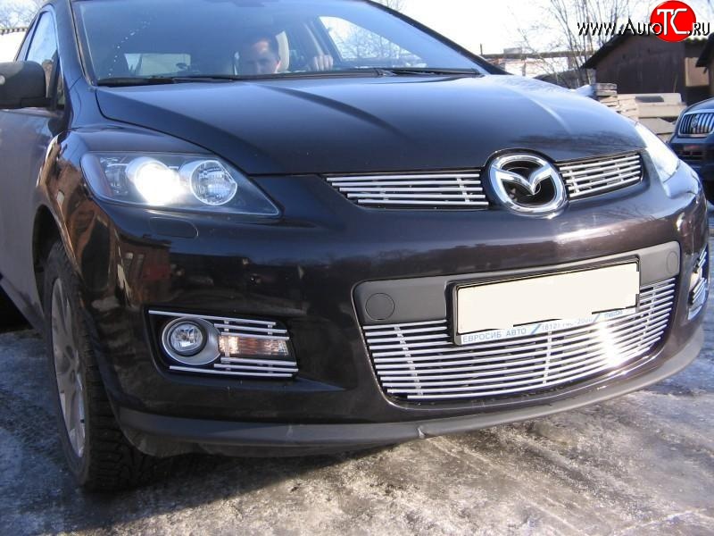 6 199 р. Декоративная вставка воздухозаборника Berkut Mazda CX-7 ER рестайлинг (2010-2012)  с доставкой в г. Майкоп