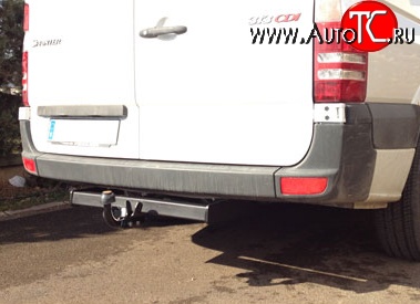 22 699 р. Фаркоп (без ступеньки) NovLine Mercedes-Benz Sprinter W906 (2006-2013)  с доставкой в г. Майкоп
