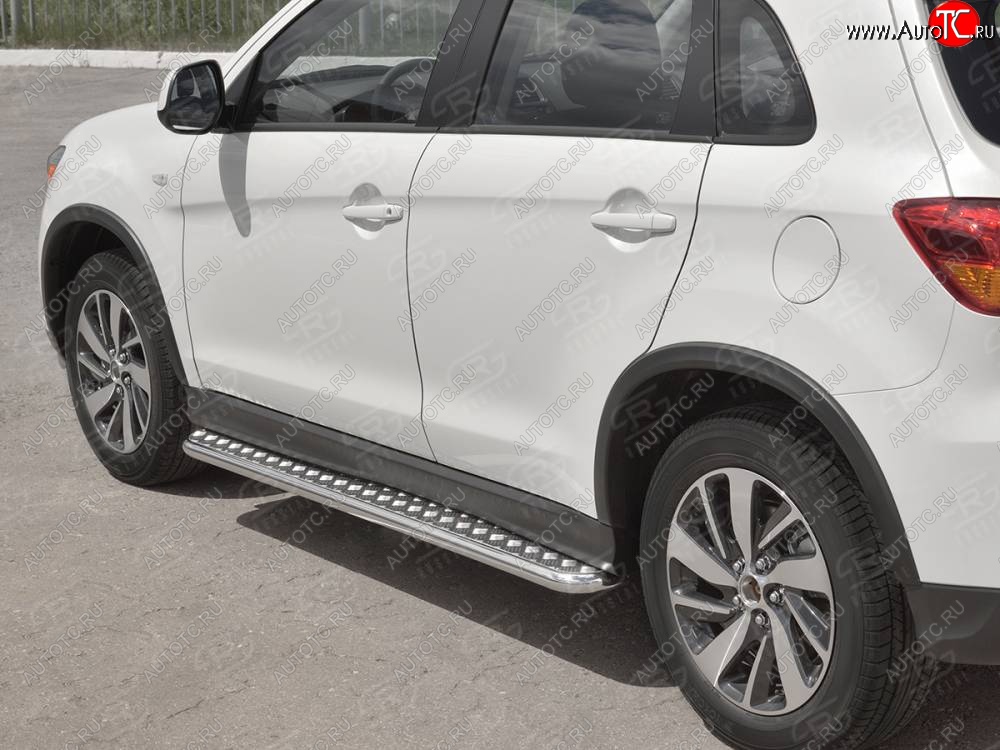 22 999 р. Порожки для ног SLITKOFF (Ø42 мм) Mitsubishi ASX 2-ой рестайлинг (2017-2020) (Лист алюминиевый, труба - сталь окрашенная в черный цвет)  с доставкой в г. Майкоп