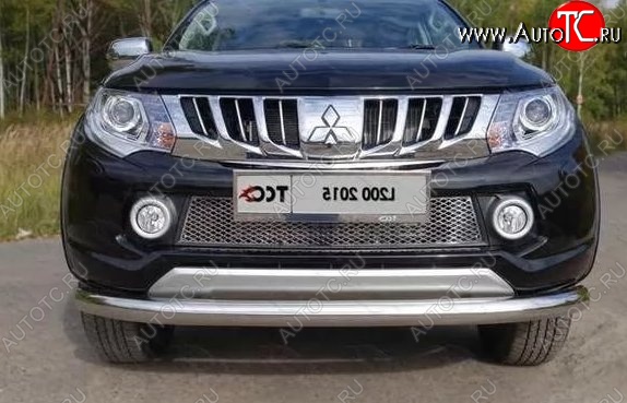 3 299 р. Защитная решётка в воздуховод бампера Russtal (нержавейка) Mitsubishi L200 5 KK,KL дорестайлинг (2015-2019)  с доставкой в г. Майкоп