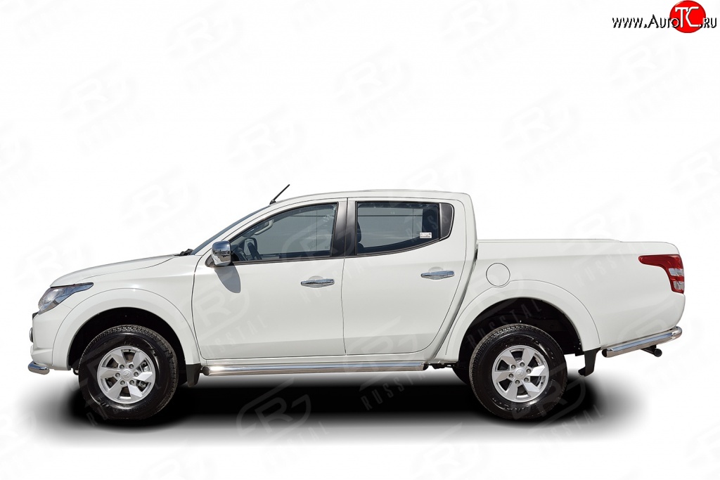 77 999 р. Защита порогов из круглой трубы диаметром 76 мм (рестайлинг) Russtal Mitsubishi L200 5 KK,KL дорестайлинг (2015-2019) (Защита порогов с со скосами на торцах (вариант 1))  с доставкой в г. Майкоп