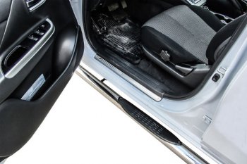 22 799 р. Защита порогов Slitkoff (Ø 76 мм, с проступями)  Mitsubishi L200  5 KK,KL (2015-2022) дорестайлинг, рестайлинг (Нержавеющая сталь)  с доставкой в г. Майкоп. Увеличить фотографию 2