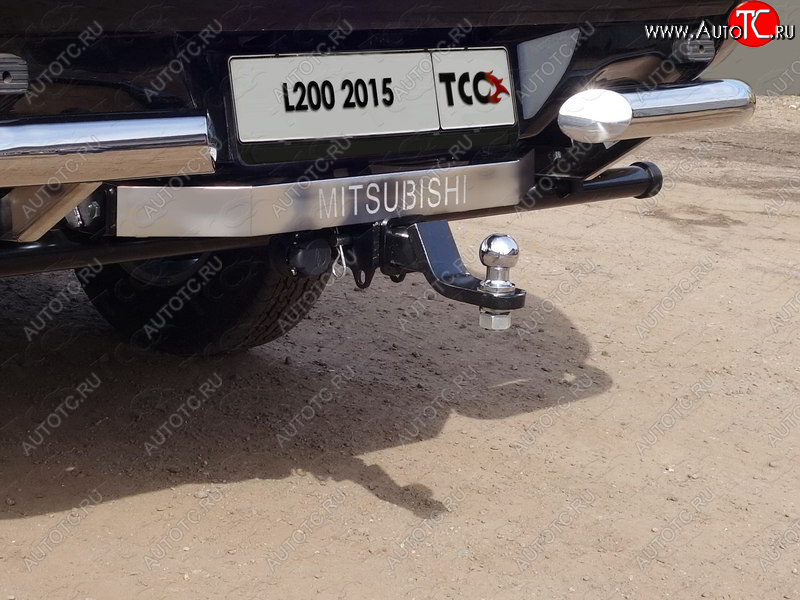 22 349 р. Фаркоп (тягово-сцепное устройство) TCC (надпись Mitsubishi, без заднего бампера)  Mitsubishi L200  5 KK,KL (2015-2022) дорестайлинг, рестайлинг (Оцинкованный, шар E - нержавейка)  с доставкой в г. Майкоп