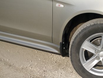 1 799 р. Передние брызговики Sport Mitsubishi Lancer 10 CY седан дорестайлинг (2007-2010)  с доставкой в г. Майкоп. Увеличить фотографию 4