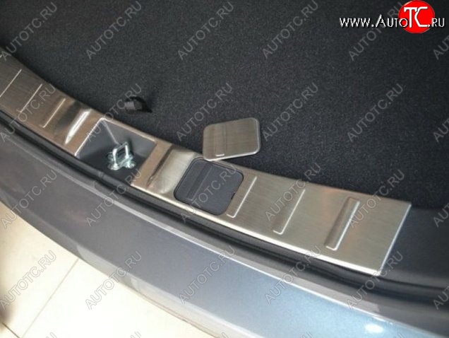 6 849 р. Металлический порожек в багажник автомобиля СТ Mitsubishi Outlander GF 2-ой рестайлинг (2015-2018)  с доставкой в г. Майкоп