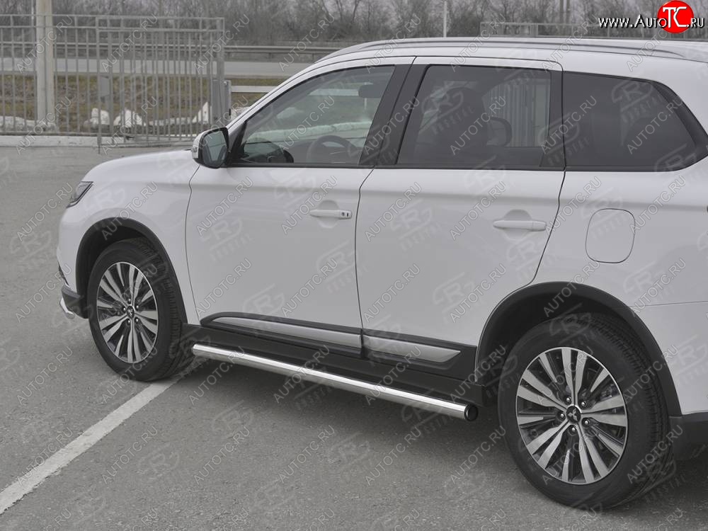 18 799 р. Защита порогов (Ø63 мм, нержавейка) SLITKOFF  Mitsubishi Outlander  GF (2018-2022) 3-ий рестайлинг (С пластиковыми заглушками на торцах)  с доставкой в г. Майкоп