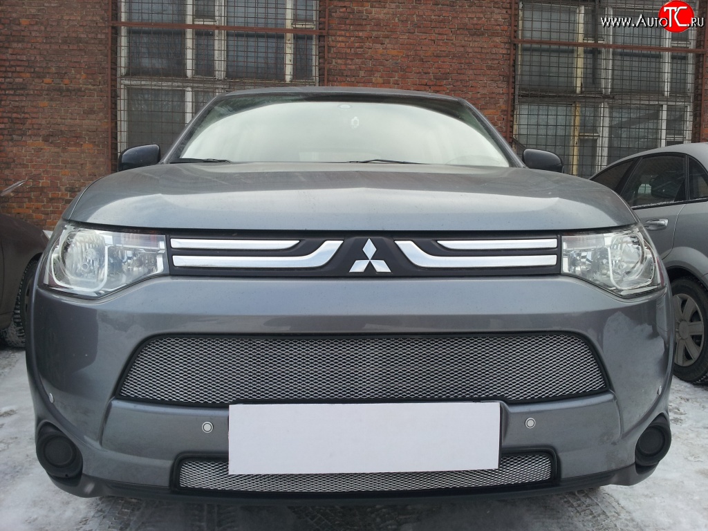 3 149 р. Сетка на бампер Russtal (хром) Mitsubishi Outlander GF дорестайлинг (2012-2014)  с доставкой в г. Майкоп