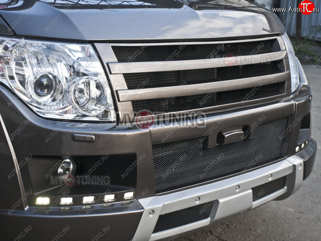 8 199 р. Решётка радиатора BROOMER Design Mitsubishi Pajero 4 V80 дорестайлинг (2006-2011) (Неокрашенная)  с доставкой в г. Майкоп