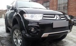 1 469 р. Сетка на бампер (рестайлинг) Russtal (черная) Mitsubishi Pajero Sport PB рестайлинг (2013-2017)  с доставкой в г. Майкоп. Увеличить фотографию 3