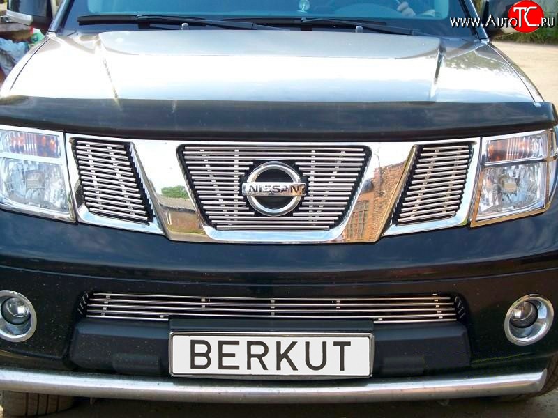 7 999 р. Декоративная вставка решетки радиатора (без знака) Berkut Nissan Pathfinder R51 дорестайлинг (2004-2007)  с доставкой в г. Майкоп