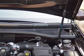 2 889 р. Накладка в проем стеклоочистителей переднего стекла (жабо) Petroil Tuning Renault Duster HS дорестайлинг (2010-2015)  с доставкой в г. Майкоп. Увеличить фотографию 5
