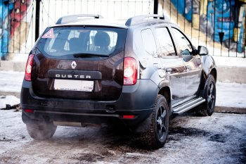 15 899 р. Порожки для ног из трубы Ø51 с алюминиевой площадкой Petroil Tuning Эстонец Renault Duster HS рестайлинг (2015-2021) (Черный (Шагрень))  с доставкой в г. Майкоп. Увеличить фотографию 5